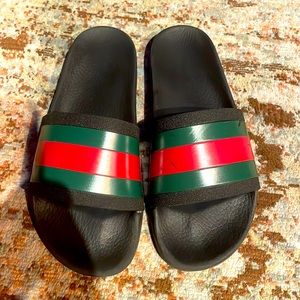 Mens Gucci 72 slides